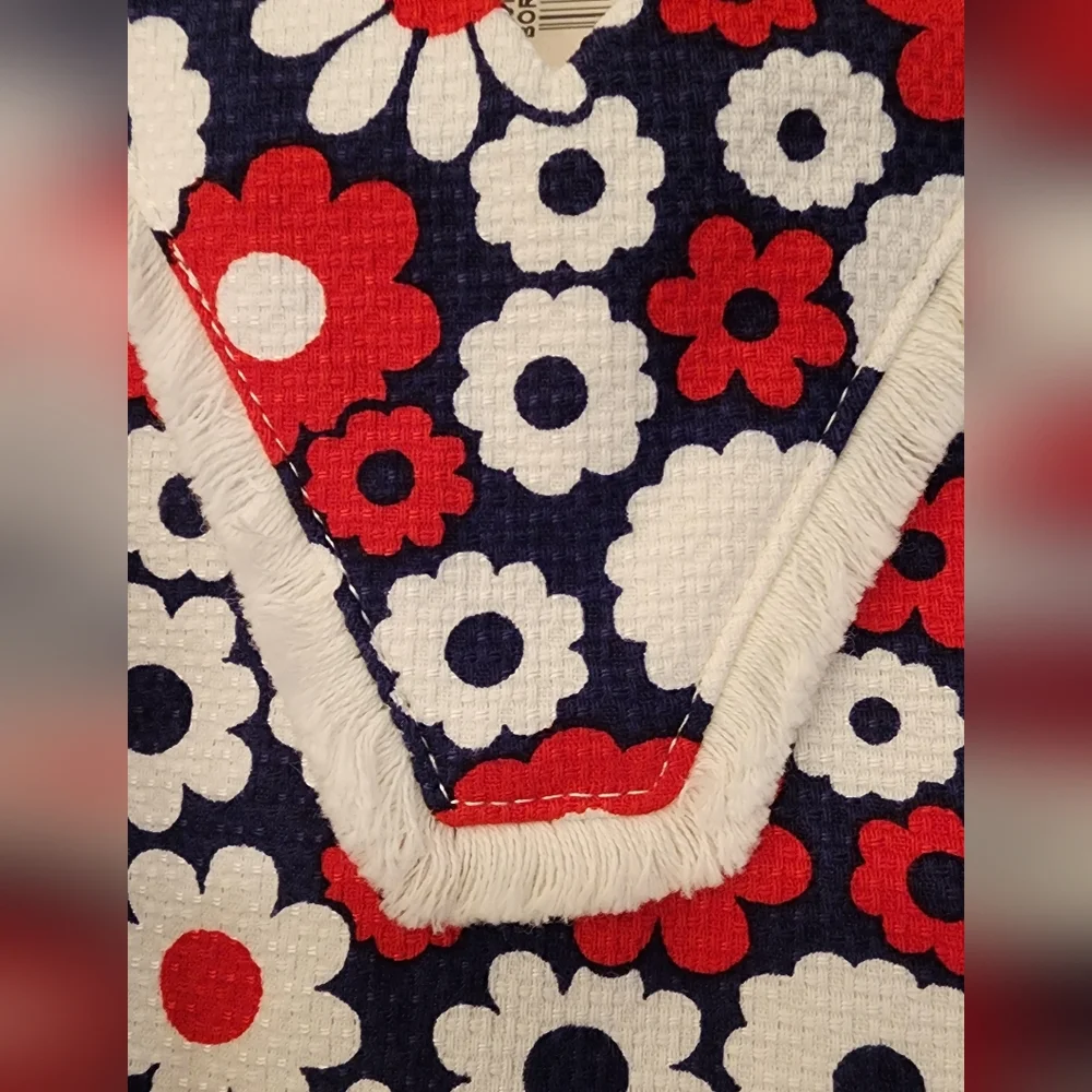 TRINA TURK The Borneo Vnevk Floral Top In Red/Wht/Blue Size 8 - Picture 9 of 13